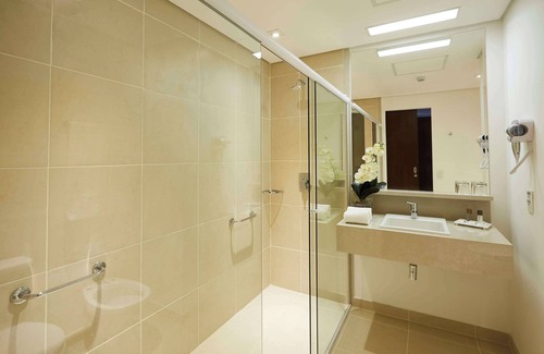 Itaguai Hotel | Discover Comfort at Tulip Inn Itaguai with Spa & Breakfast