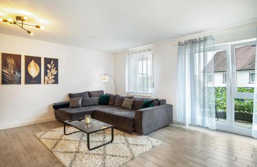 Meckenbeuren Apartment | Family-Friendly Stay at Tulips Apartment - Guest Rated 9.2