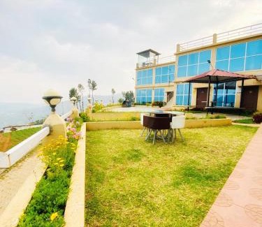 Ooty Resort | Pet-Friendly Retreat at Tulips Valley View Resorts