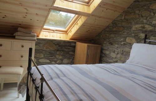 Reenascreena House | Discover Tullig Rock Country Cottage with a 9.8/10 Rating