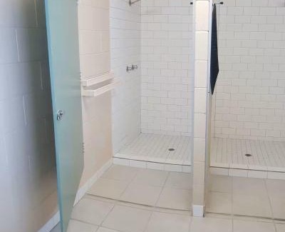 Tully Hotel | Explore Tully Motel: Pet-Friendly Comfort with Great Ratings