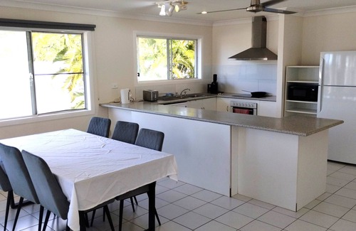 Tully Hotel | Comfortable Tully Motel: Family-Friendly & Convenient Amenities