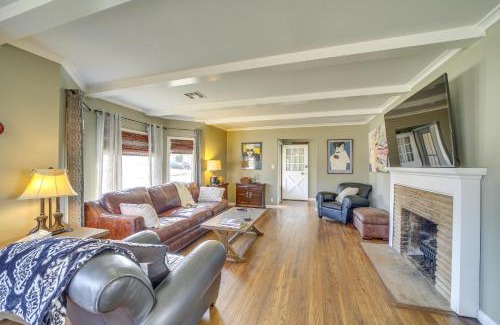 Mayo Meadow House | Family-Friendly Tulsa Home with Yard Near Downtown