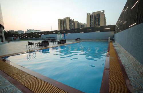Surat Resort | Relax at Tulsi Hotel – Family-Friendly Comfort Awaits