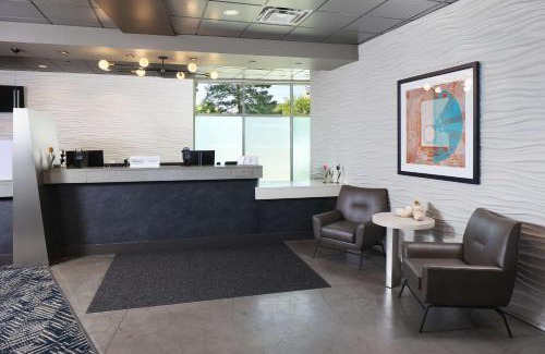 Holland Hotel | Discover Tulyp, Tapestry Collection by Hilton with Top Amenities