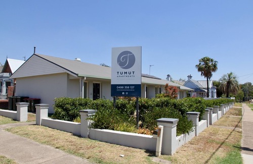 Tumut Apartment | Cozy Tumut Apartments: Family-Friendly with Breakfast Included