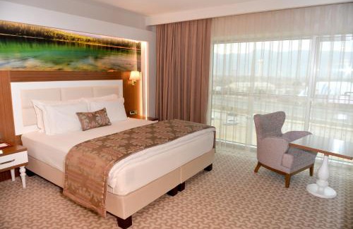 Mentese Hotel | Discover Tuna Otel Rezi̇dans: Family-Friendly Retreat