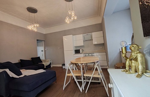 Royal Tunbridge Wells Apartment | Tunbridge Wells Ground floor apartment with garden