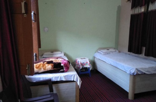 Dugalbitta House | Comfortable Tungeshwar Homestay for Family Getaways