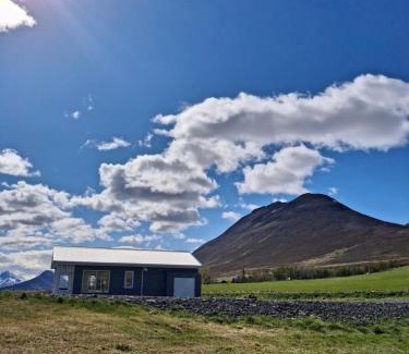Oxnadalur Valley House | Guest Rated 10/10: Family-Friendly Tungukot sumarhús