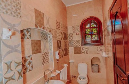 Yusuf as-Sidiq Villa | Discover Tunis Castle: Family-Friendly with Pool Access