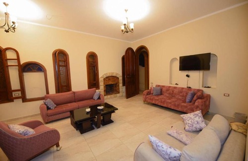 Yusuf as-Sidiq Villa | Discover Tunis Castle: Family-Friendly with Pool Access