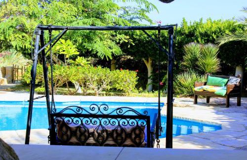 Tunis Village Villa | Elegant Tunis Lake View: Pet-Friendly & Family-Oriented Stay