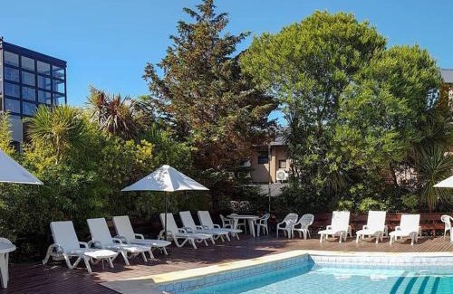 Carilo Apartment | Idyllic Tunkelen Carilo: Beachfront Escape with Pool Access