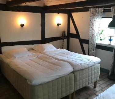 Jonstorp Hotel | Discover Tunneberga Gästgifvaregård with Oceanfront Views