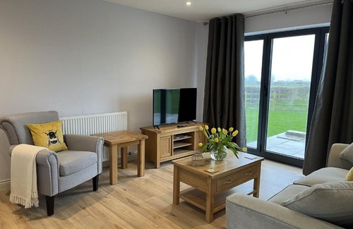 Billericay House | Tunstall Farm Cottage: Child-Friendly Retreat, Rated 9.5/10