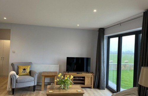 Billericay House | Tunstall Farm Cottage: Child-Friendly Retreat, Rated 9.5/10