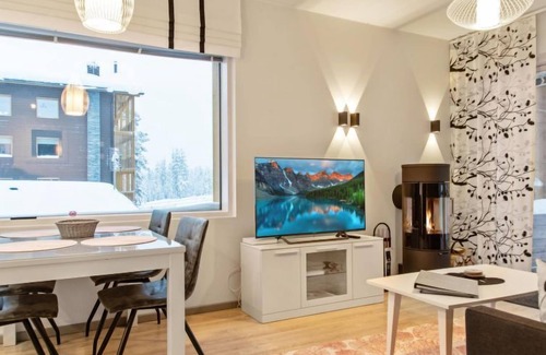Sirkka House | Relaxing Escape at Tunturinlaita c3 with Lake Views