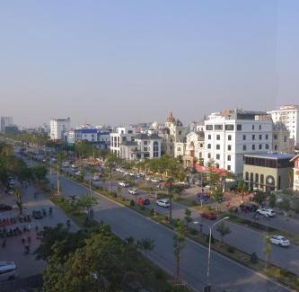 Ngo Quyen Hotel | Tuong Vi 2: Family-Friendly Stay with Hot Tub & Breakfast
