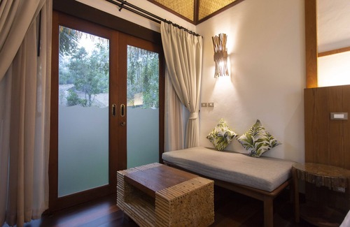 Nong Thale Resort | Discover Tup Kaek Sunset Beach Resort with Pool & Spa Access