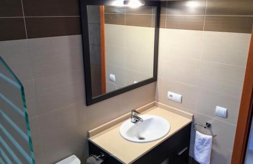 El Perello Apartment | Exceptional Stay at Turó de Tjelle with Pool and Child Care