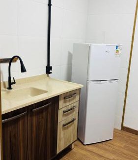 Carianos House | Tranquil Stay at TuRiStAnDo eM fLoRiPa - Private Room for 6