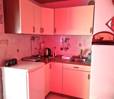 Marindol House | Pet-Friendly Getaway at TURIZEM GRABRIJAN with Ocean Views