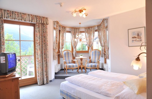 Valle San Silvestro Hotel | Discover Turmhotel Gschwendt - Rated 9.2 with Breakfast & More