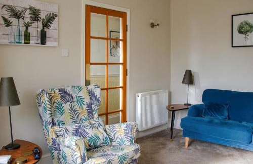 Gorleston-on-Sea House | Experience Turnstone House: Pet-Friendly Retreat with Top Ratings