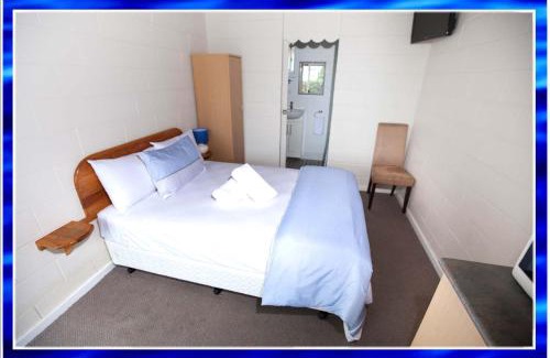 Tuross Head Hotel | Experience Tuross Head Motel: Ocean View & Family Friendly