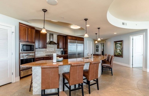 Orange Beach Condo | Discover Turquoise Place C1301: Oceanfront Bliss in AL