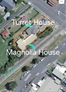 Featherston House | Cozy Stay at Turret House with Pool & Hot Tub Amenities