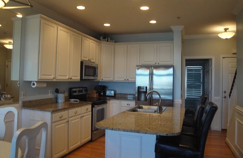 Sunset Point House | Riverside Retreat: Turtle Bay 15 with Pool and Dock Access