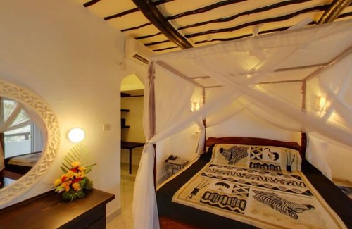 Watamu Resort | Relax at Turtle Bay Beach Club with Pool and Ocean Views