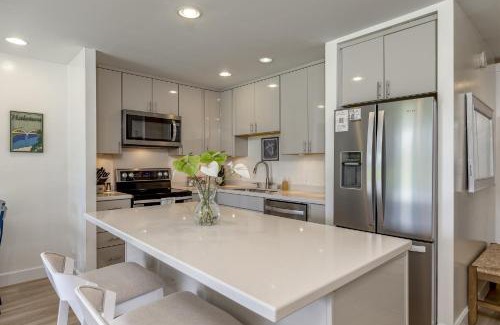 Kahuku Apartment | Cozy Turtle Bay Estates Condo with Pool & Breakfast