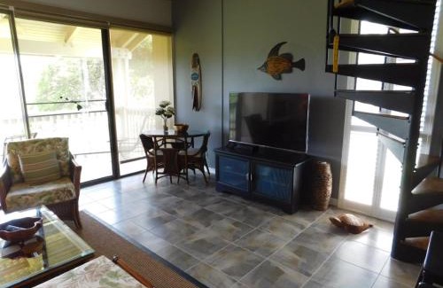 Kahuku Apartment | Top-Rated Turtle Bay Hale Lani Condo with Pool & Breakfast