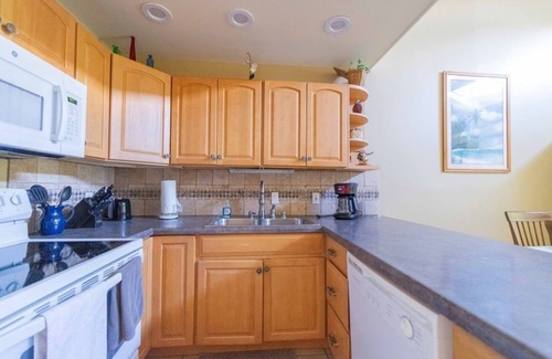 Kahuku Condo | Relaxing Turtle Bay Paniolo 2 Bedroom Condo with Ocean View