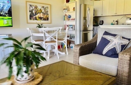Kahuku Condo | Discover Turtle Bay Papaya Hale with Pool & Free Breakfast