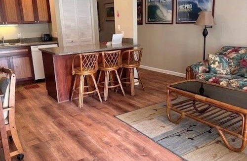 Kahuku Condo | Oceanfront Turtle Bay Primrose Condo with Pool & Kitchen