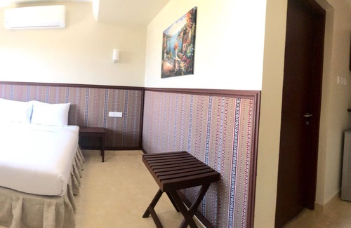 Al Hadd Cabin | Relax at Turtle Beach Resort with Pool & Family Amenities