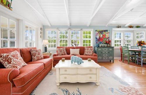 Captiva House | Family-Friendly Turtle Cottage: A Perfect Getaway