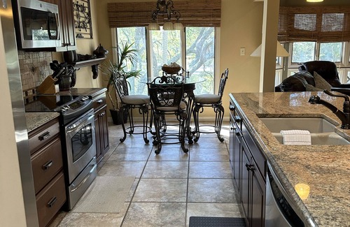 Kiawah Island Villa | Pet-Friendly Turtle Cove Villa with Ocean View & Pool