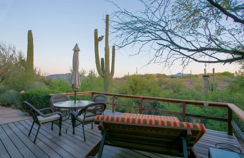 Cave Creek House | Unique Turtle House: 3BR with Spa & Pet-Friendly Amenities