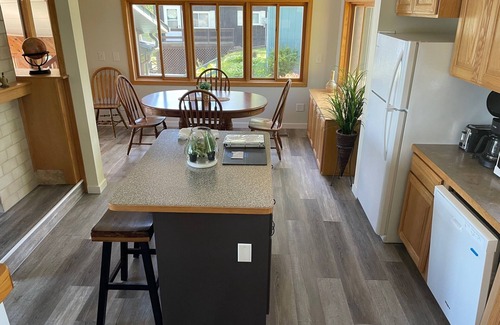 Turtle Lake House | Discover Comfort at Turtle Lake: 3 Bed, Pet Friendly Haven