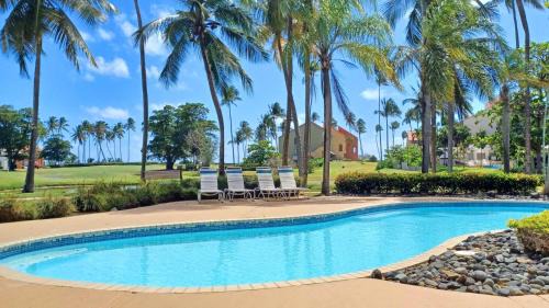 Candelero Abajo Apartment | Exceptional Turtle Pond: Family-Friendly with a Pool