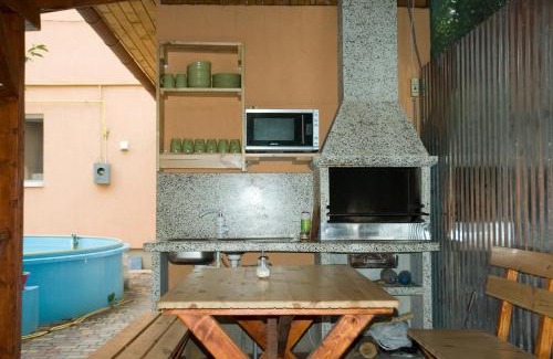Berehove Hotel | Turul: Guest Rated 8.6 with Pool & Family-Friendly Amenities
