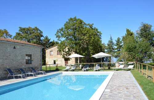 Sarteano Villa | Discover a Tuscan Farmhouse with Private Pool & Ocean View