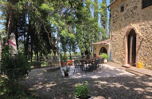 Sarteano Villa | Discover a Tuscan Farmhouse with Private Pool & Ocean View