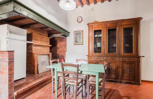 Quarrata House | Relax at Belvilla by OYO La Casa dei Cinque Olivi