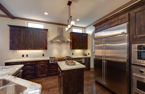 Preston Hollow House | Charming Tuscan Home in Prime Dallas Location - 10/10 Rating